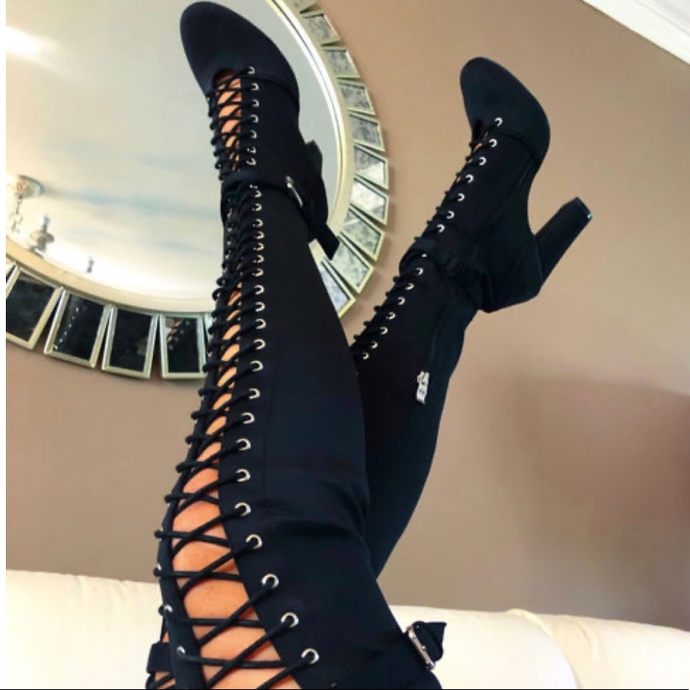 High Knew Boots Lace Up